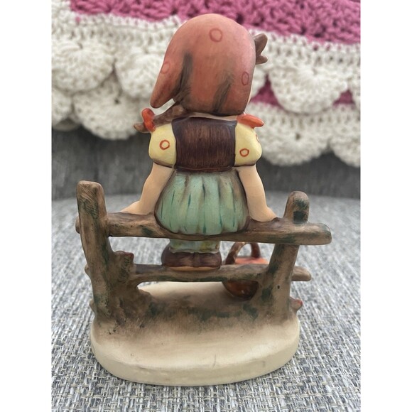 Vintage Goebel M.J. Hummel "Just Resting" Retired Figurine #112 Germany - Picture 7 of 10